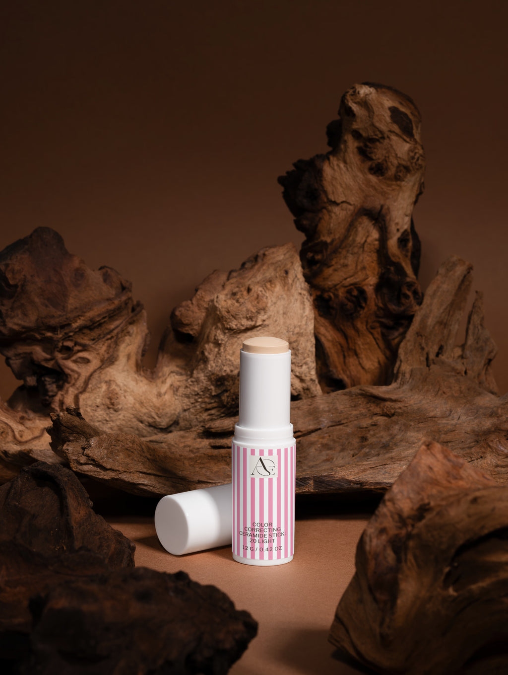 Color Correcting Ceramide Stick : 20 LIGHT