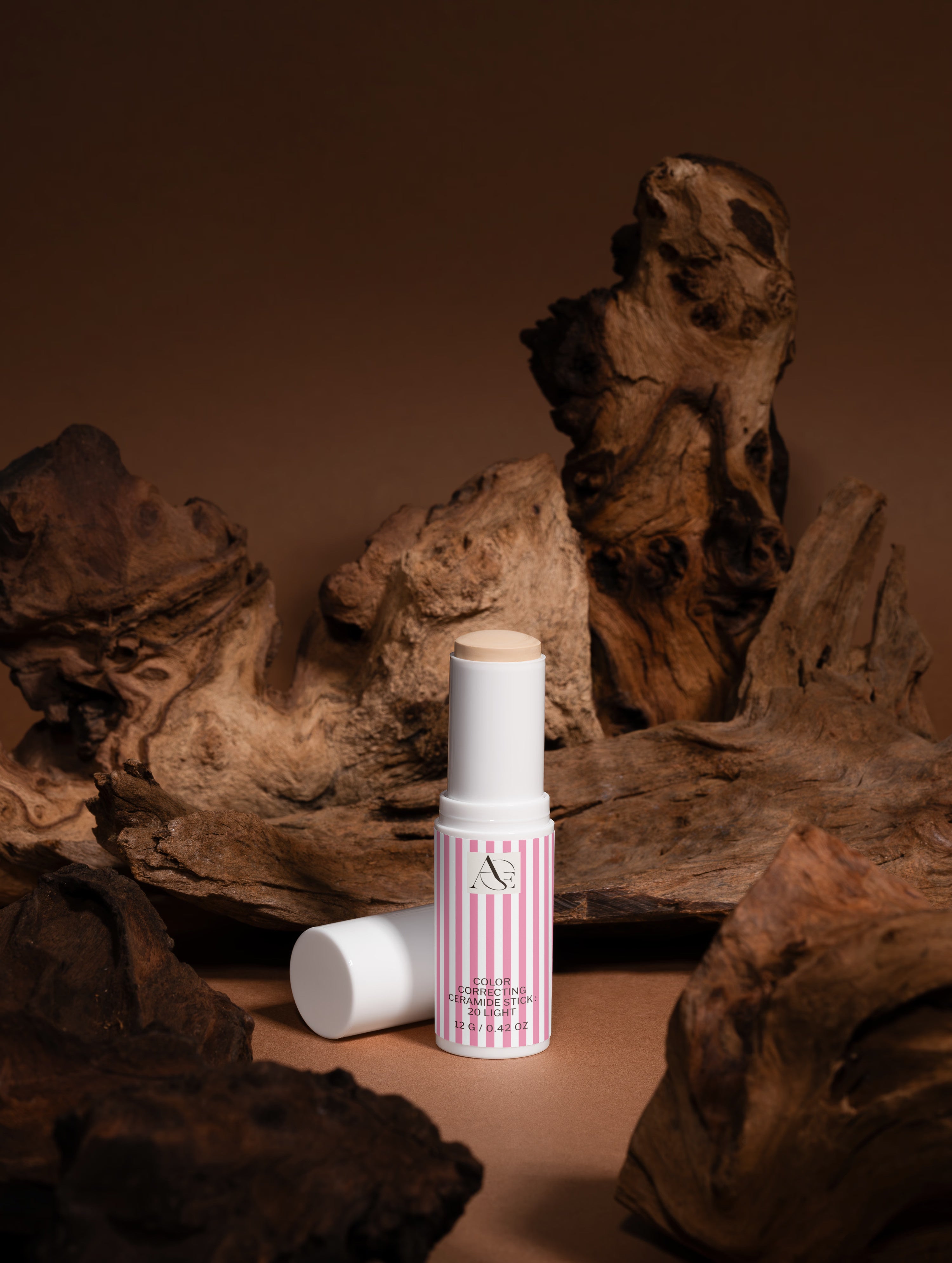 Color Correcting Ceramide Stick : 20 LIGHT